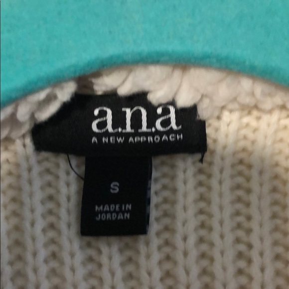 Fur vest - Picture 3 of 3